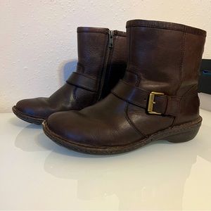 UGG Brown Bryce Leather Zip Up Boot